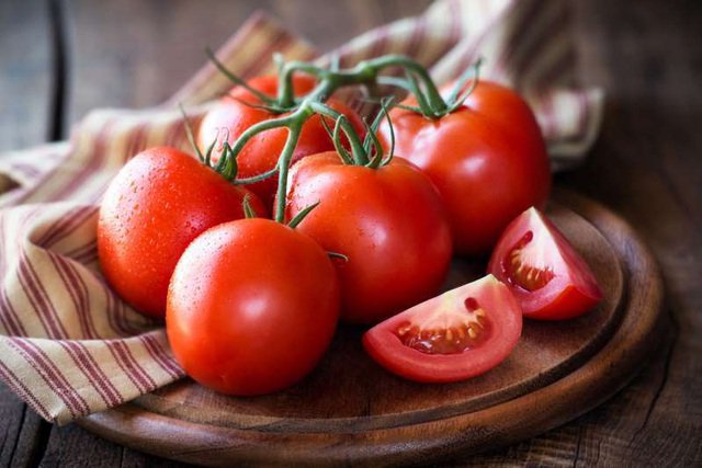 Cà chua có thể là thực phẩm gây khó ngủ